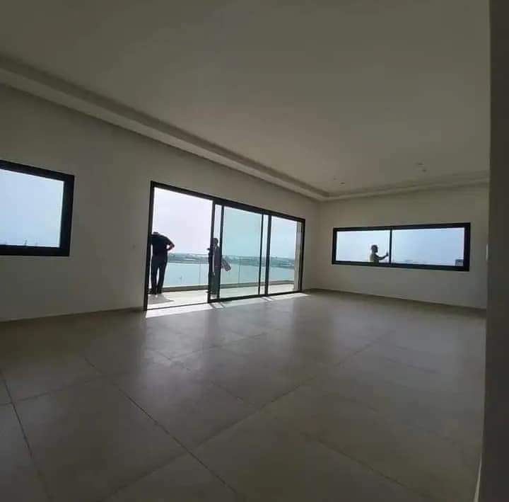 Abidjan zone 4 de jolies appartements de haut standing à louer