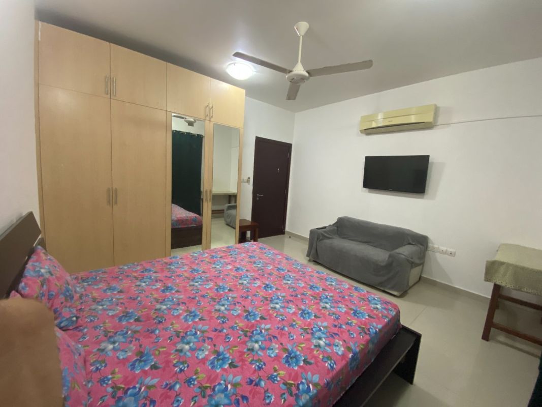 Fully furnished room with private washroom on 18 november street, Room