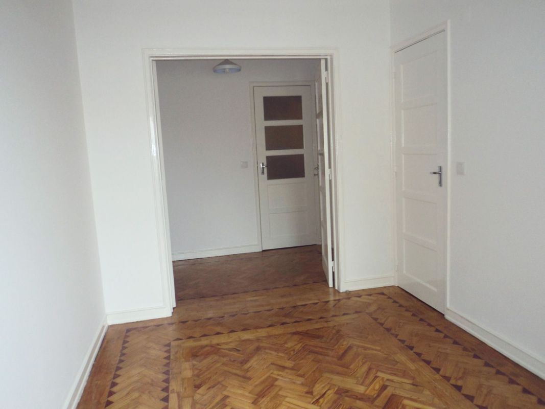 Apartament t2+1 for rent in lisbonajuda, House for rent in Portugal