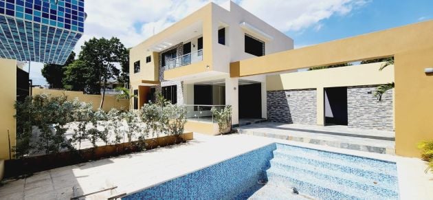 Magnífica casa en venta en vivy mitchell