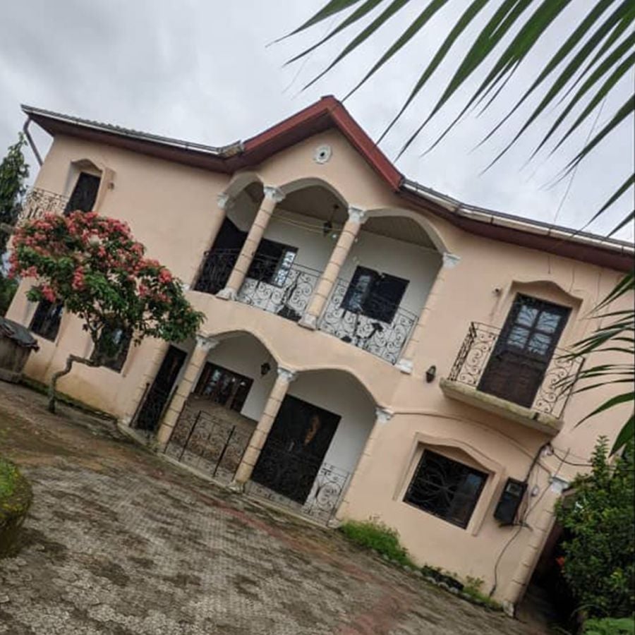 Duplex for sale in douala japoma (verx château nyalla), House for sale