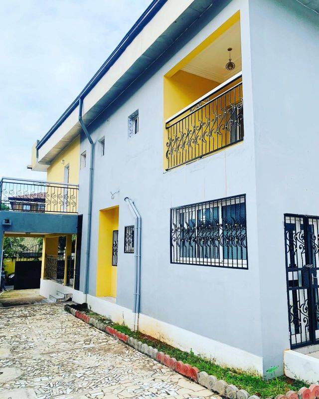 Duplex for rent in omnisports, House for rent in Yaoundé Cameroon