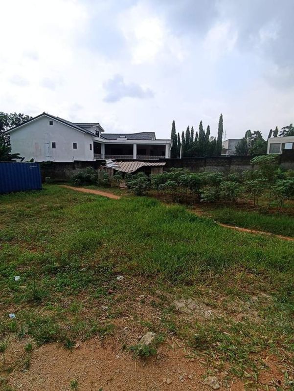 Vente d'un terrain de 2200m² à cocody riviera golf 1 ambassade des étatsunis , Terrain à vendre