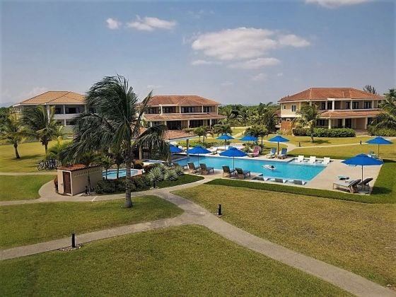 Beautiful 3 bedroom 3.5 bathrooms Beach Condo Seire Del Mar Resort Hopkins ...