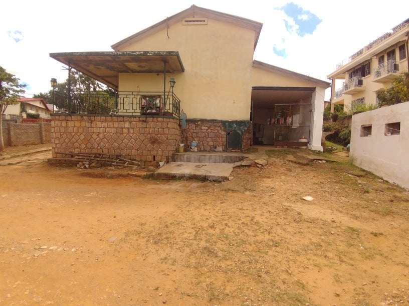 Villa andoharanofotsy for sale , House for sale in Antananarivo