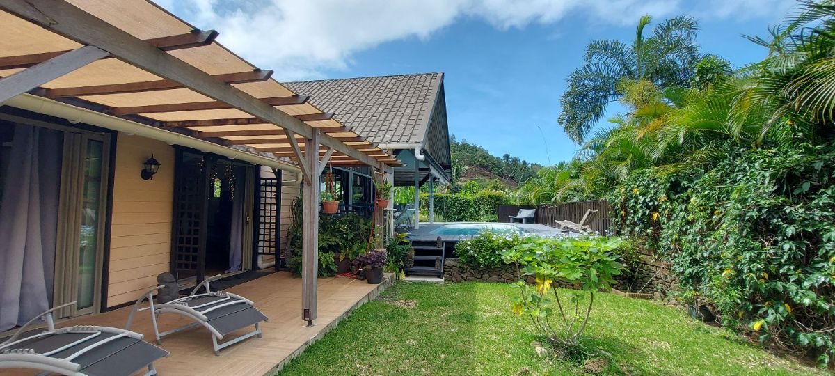 Sell 4 bedroom house moorea, House for sale French Polynesia
