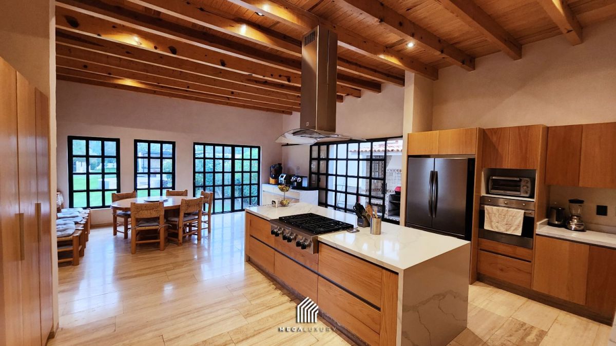 Luxury singlestory house for sale, granjas residenciales fractionation