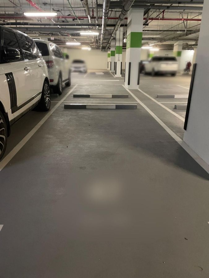 Parking space available for rent dubai downtown in kempinski the boulevard dubai building