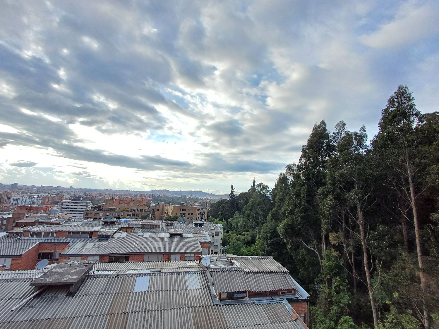 Appartement avec vue imprenable, à côté d'une forêt à Altos de Bella Suiza (Usaquen)