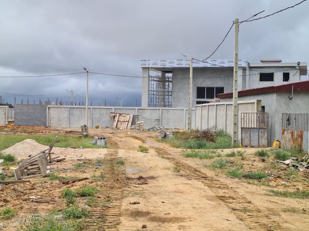 Land at the corner of grand bassam, Land for sale Ivory Coast