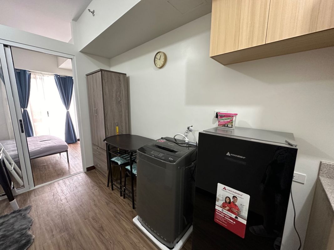 1 br condo unit for rent at atherton, parañaque, Flat for rent