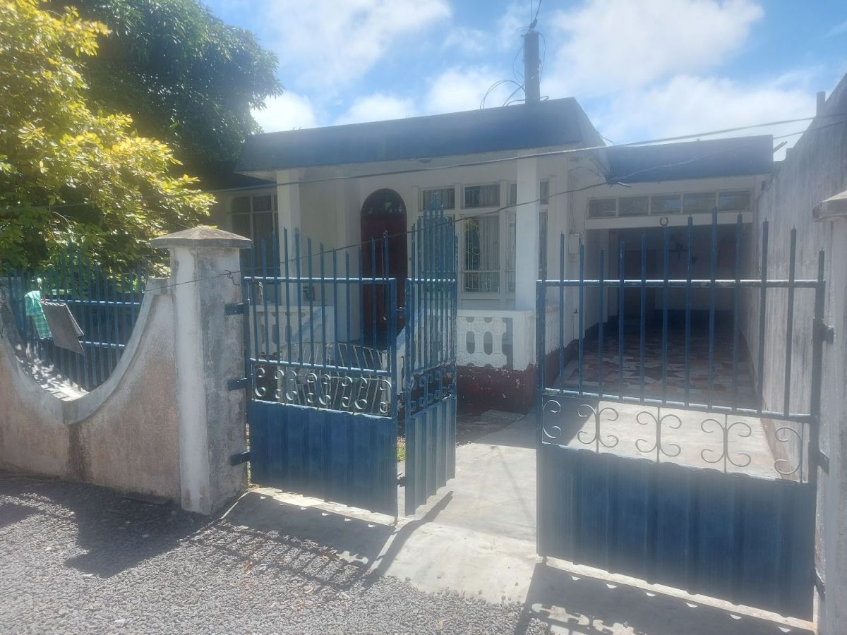 Stand alone house for rent in candos, quatre bornes, Quatre bornes