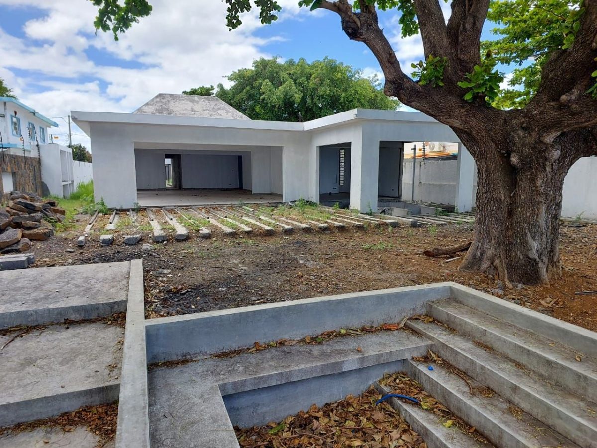 Villa bord de mer à baie du tombeau à vendre , Maison à vendre Ile