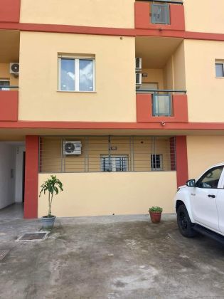 À vendre Appartement 4 pièces haut standing au rez de ...