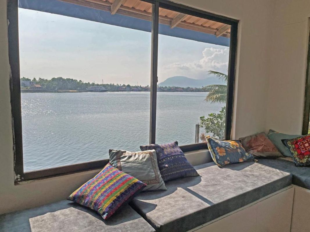 The garden riverside , exceptional riverside villa in kampot, House for