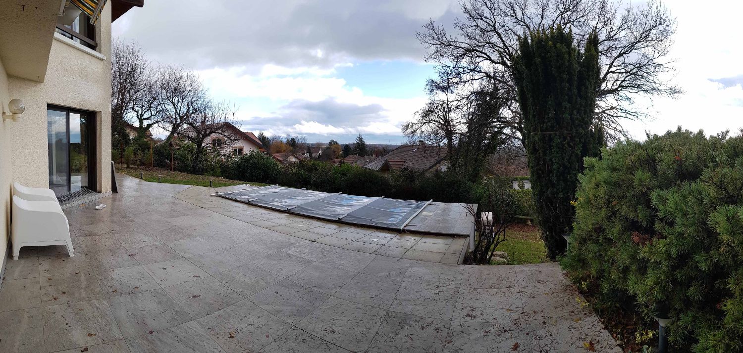 Grande maison à louer à Divonne-les-Bains France