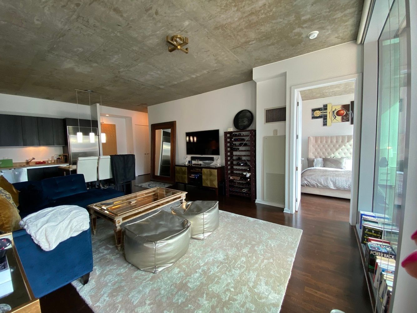 Bellissimo Lrg Urban 1 letto/1,5 bagno con soleggiata vista esposta a sud.