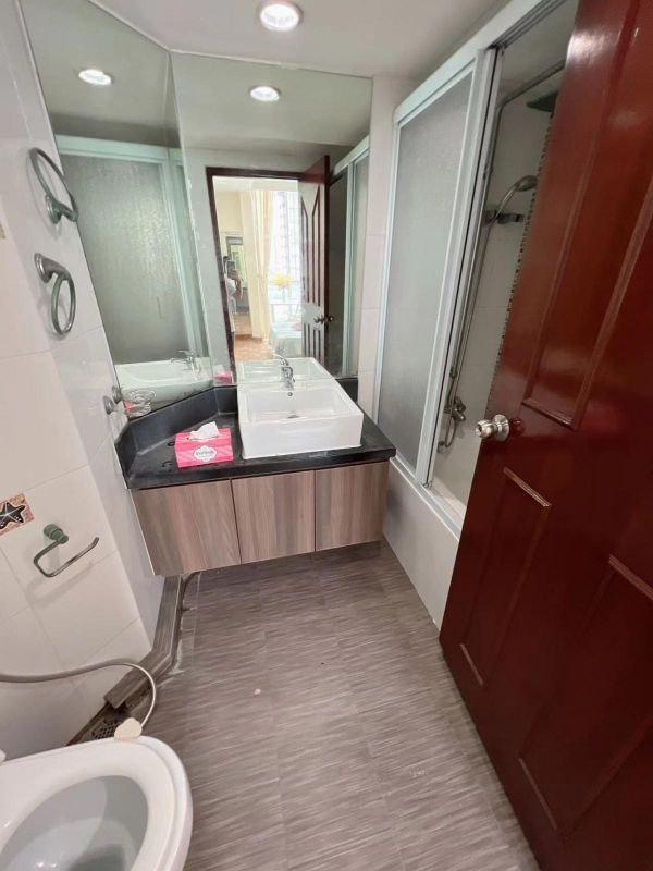 Downtown line bukit panjang mrt room for rent, Singapore