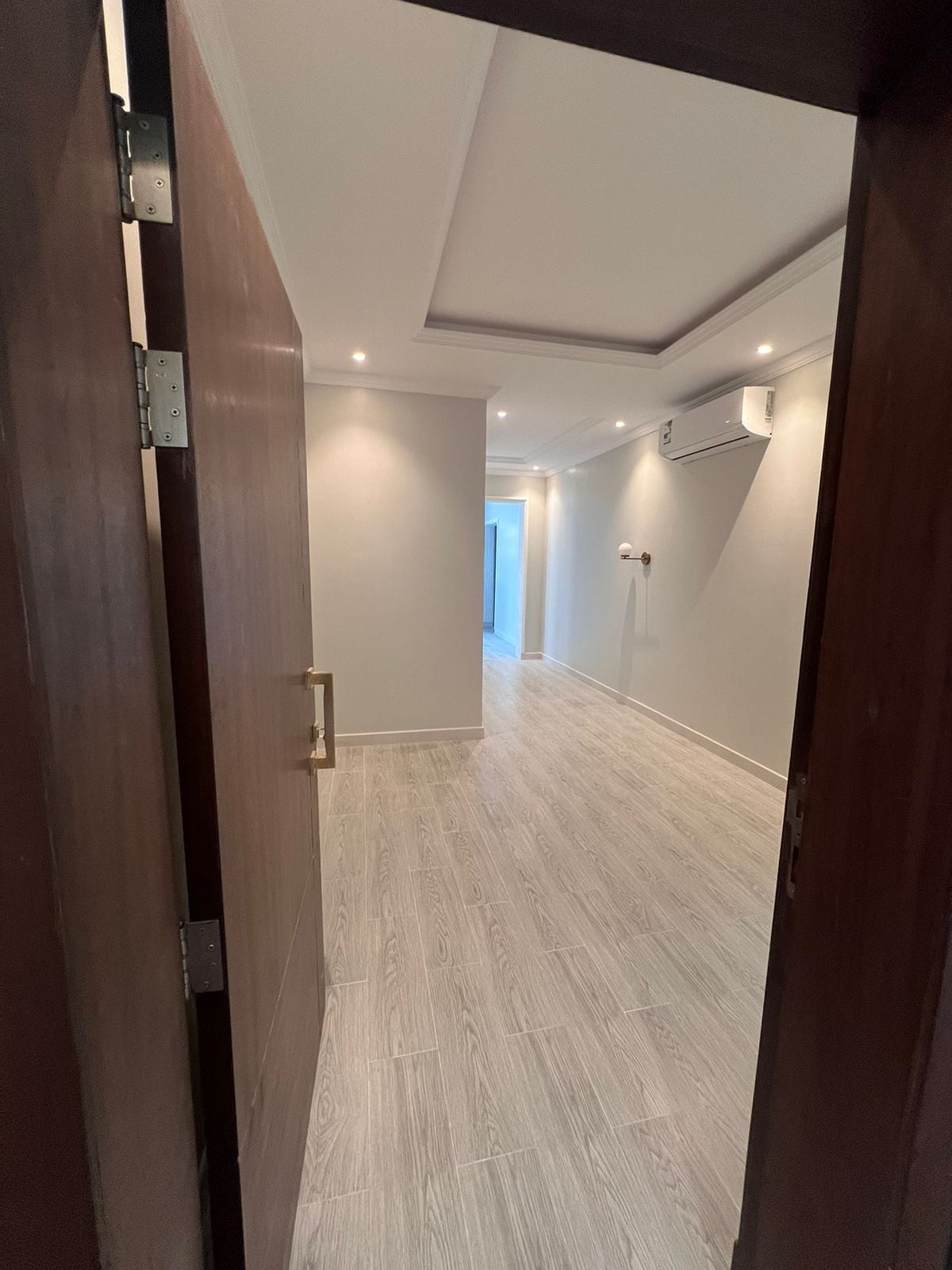 Charming Naturally Well Lit 3 Bedrooms Apartment North Of Jeddah - Basateen Dist.