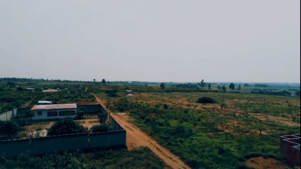 Land 20/20 for sale in kinshasansele, Land for sale in the Democratic