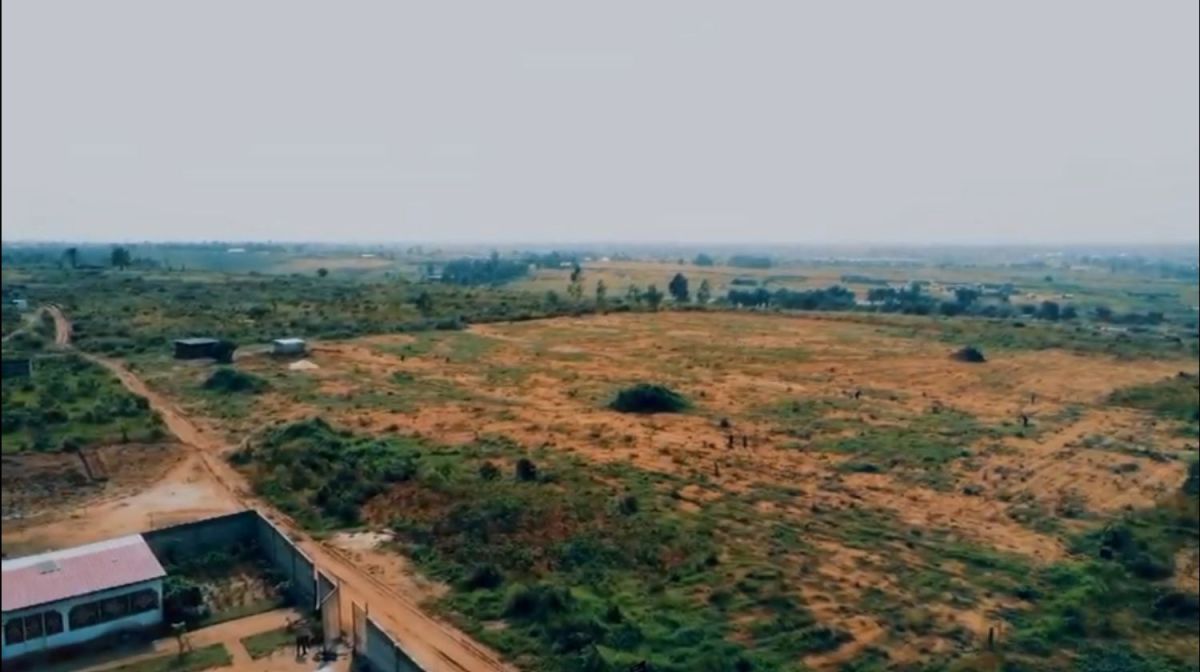 Land 20/20 for sale in kinshasansele, Land for sale in the Democratic