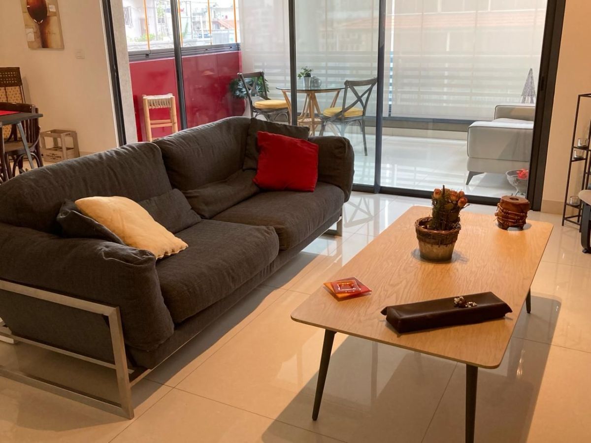 Modern fully furnished apartment in achrafieh, Flat for rent in Beirut