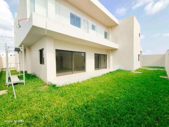 À vendre duplex 7 pièces à bingerville 