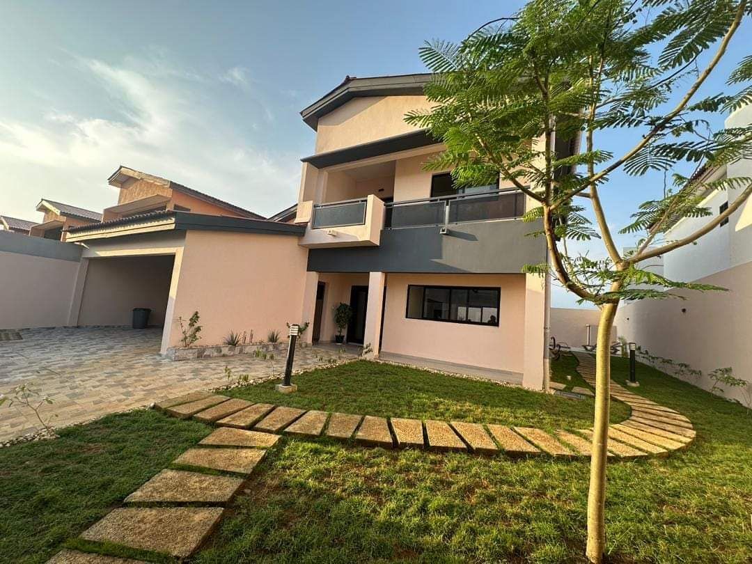 à vendre duplex 6 pièces + piscine bassam cité rosier , Maison à vendre