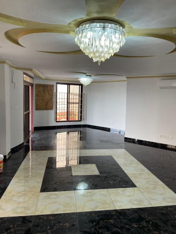 Villa with garden and swimming pool for rent in kinshasagombe, House