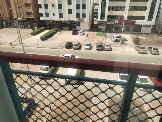 Looking for sharing room partner( only 2 people in one room)