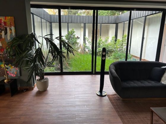 Very Cute Villa House! 