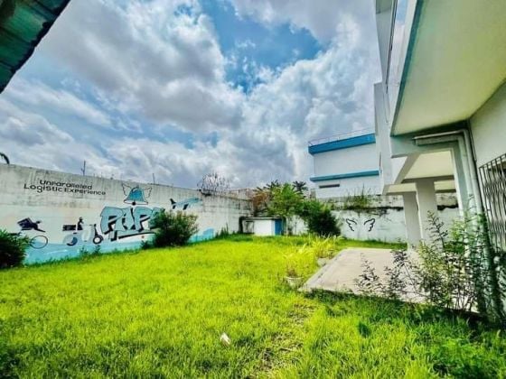 Location d'une villa duplex de 10 pièces au 2 plateau vallon 