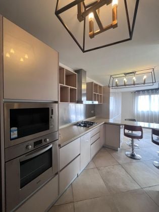 Se alquila Gran Ático (T4) Dúplex de alto standing en ...