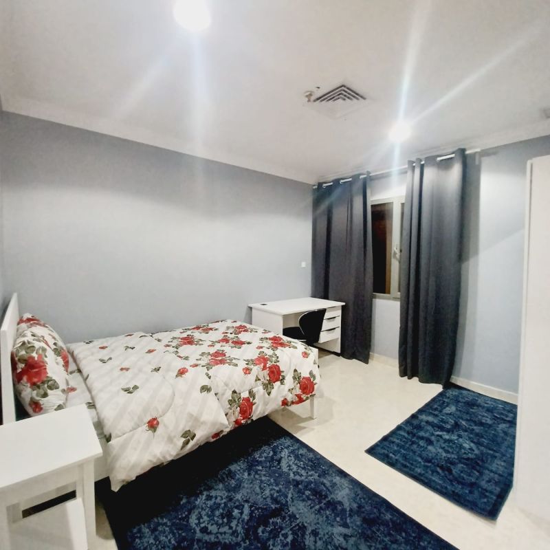 Furnished apartment for rent with sea view and roof in salmiya block 6