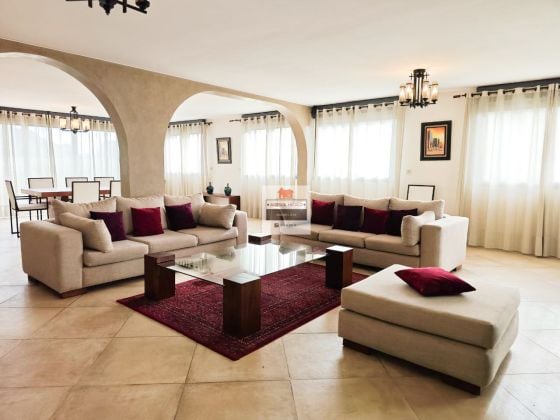 FOR RENT MAGNIFICENT T4 DUPLEX APARTMENT of high standing in Ivandry, ...