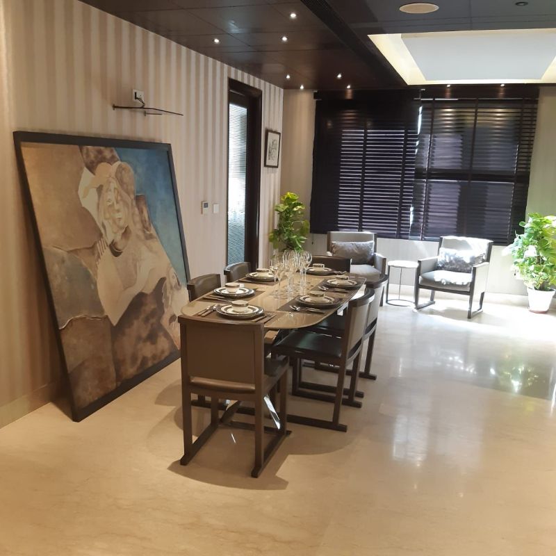 Modern and fully furnished 3 bhk park facing apartment available for