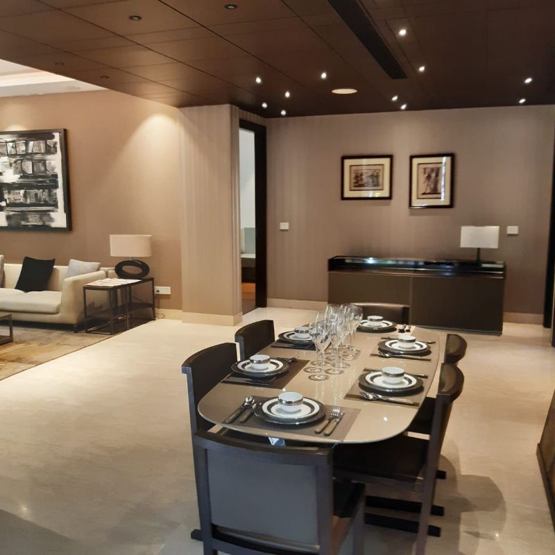 Modern and fully furnished 3 bhk park facing apartment available for