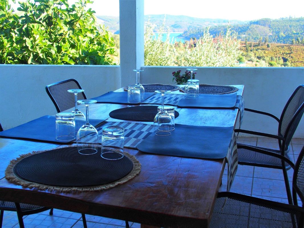 Lake view property for sale , House for sale Levegada, santarém