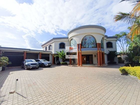  SE ALQUILA ESPLÉNDIDA VILLA de lujo F8 en IVANDRY Esta propiedad ...