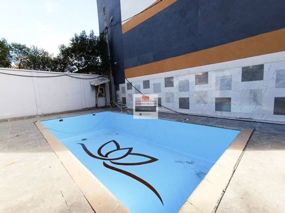  SE ALQUILA NUEVA VILLA PAREADA F5 Triplex en ANDROHIBE, con piscina 