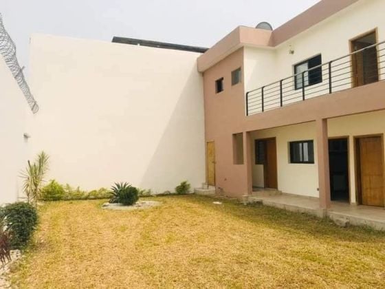 Vente d'une villa duplex de 4 pièces à Cocody Riviera 3 ...