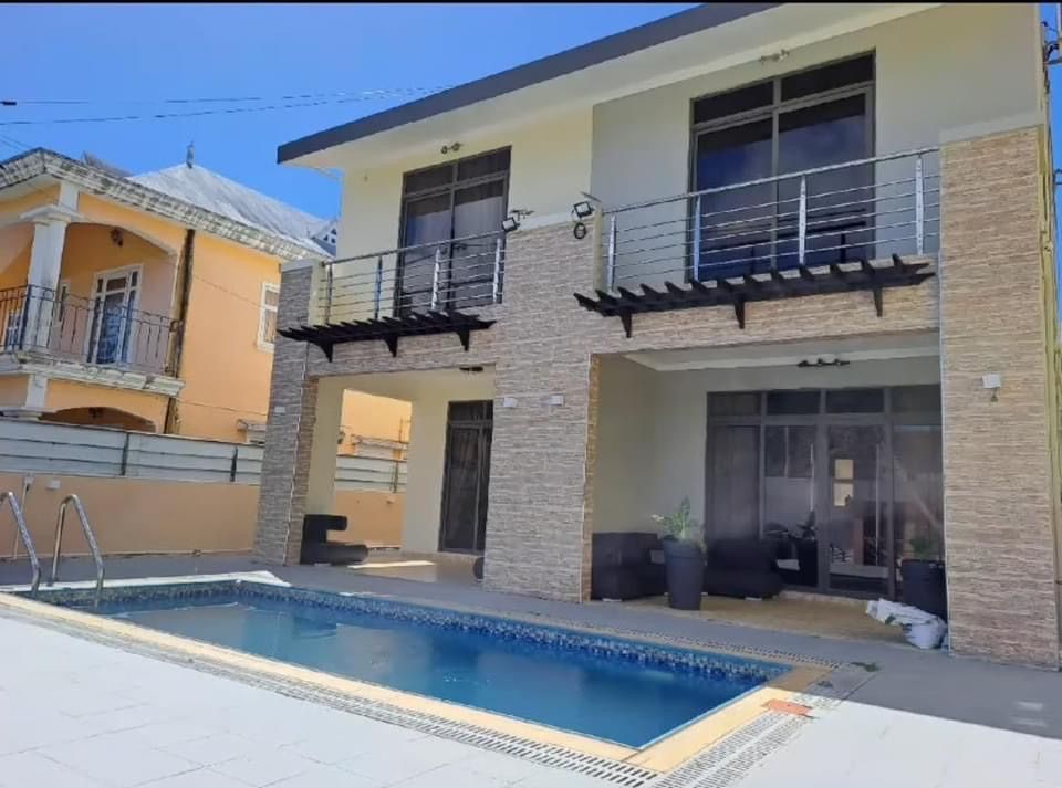 Duplex for rent in grand gaube, House for rent Goodlands, rivière du