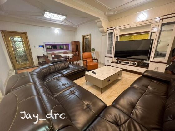 Location de vacances T3 - Sur Colonel Mondjiba 