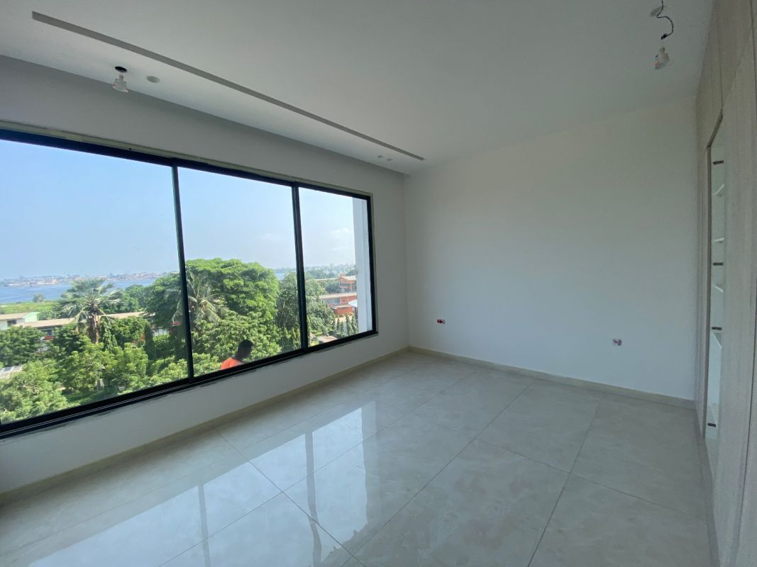 Plusieurs appartements de 4 pièces en location dans une résidence neuve