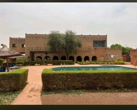 Hotel for sale in nagrin 