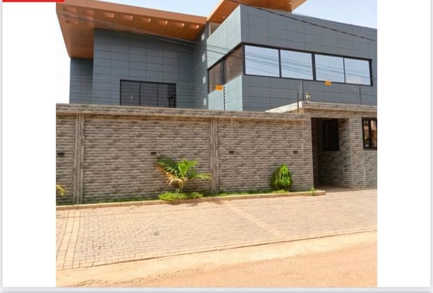 Duplex for sale in Ouaga 2000 zone A