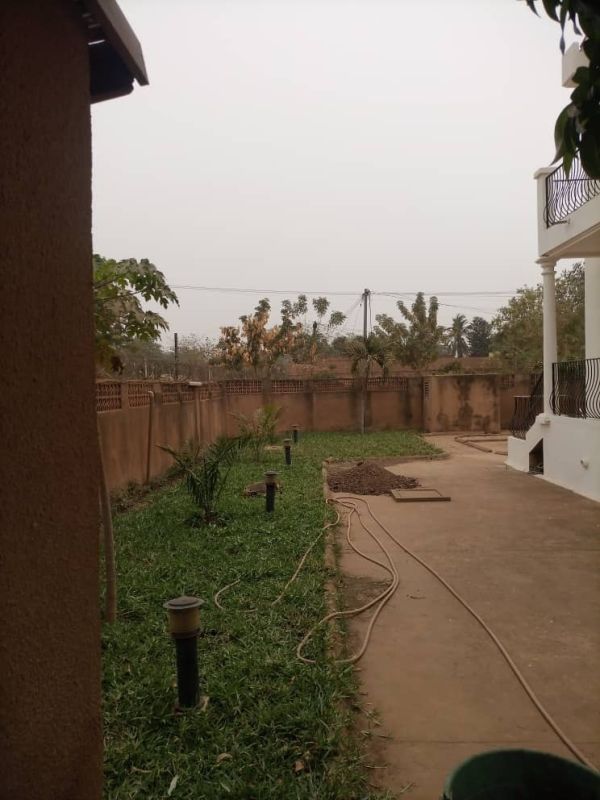 Duplex for rent in small paris, House for rent in Ouagadougou Burkina