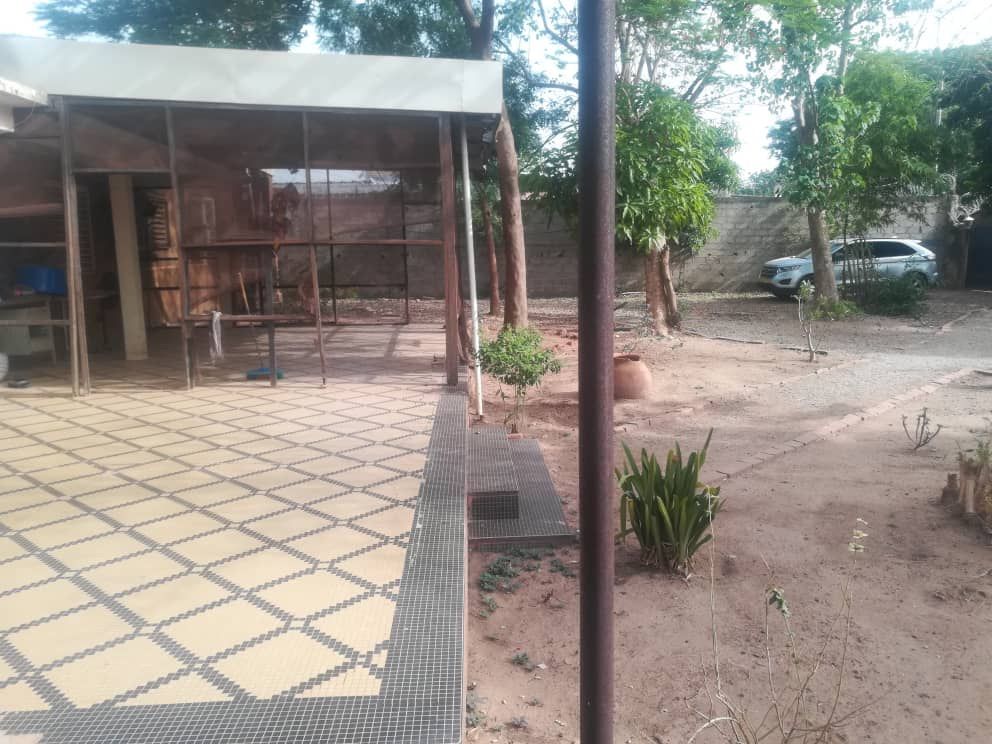 Villa en vente à petit paris , Maison à vendre à Ouagadougou Burkina Faso