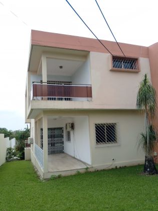 Location villa Triplex 24 pièces 