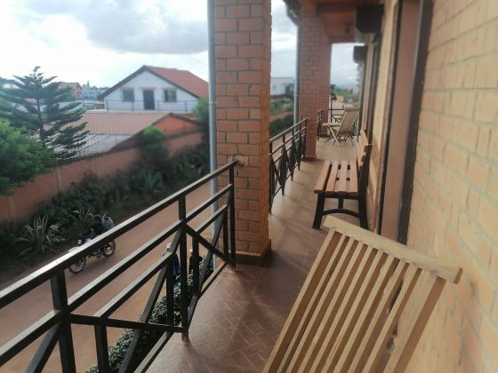 Villa/Casa Tradicional F5